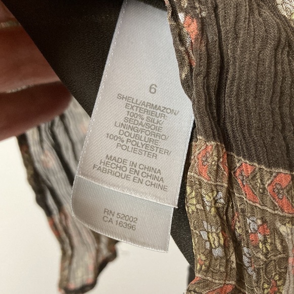 DKNY City silk boho style shirt, size 6 (see measurements), 3/4 sleeve - Picture 9 of 12